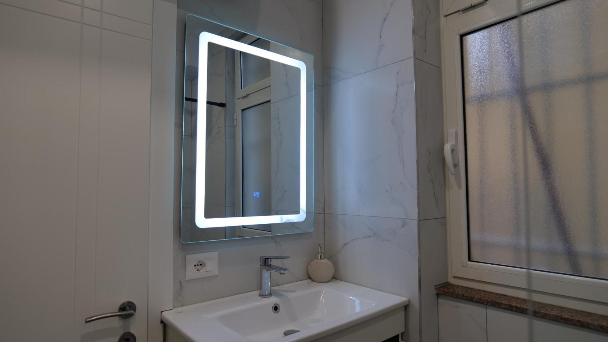 Kristi Apartments 01 Тирана Екстериор снимка