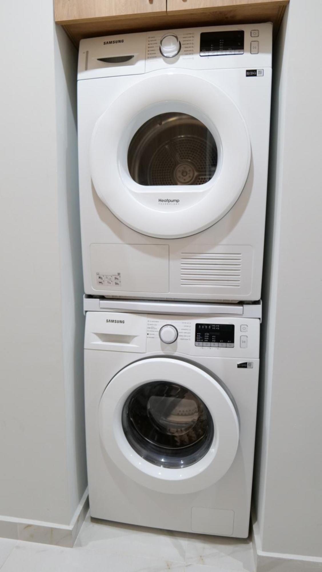 Kristi Apartments 01 Тирана Екстериор снимка